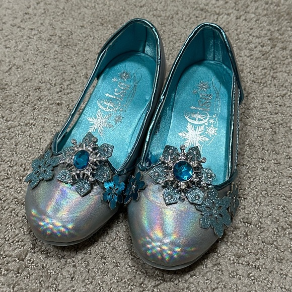 Disney Shoes Disney Frozen Queen Elsa Shoes Poshmark
